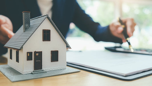 Saving on Homeowners Insurance and Lower Premiums Without Losing Coverage